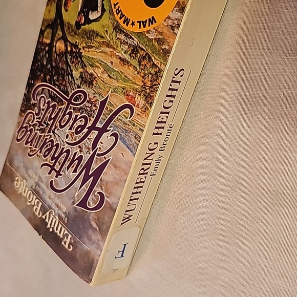 Wuthering Heights romance book - Picture 3 of 4